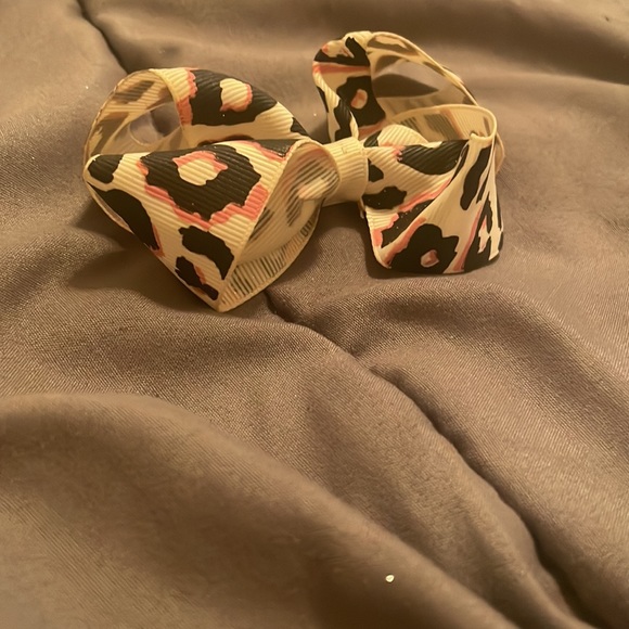 bowtie - Picture 6 of 7